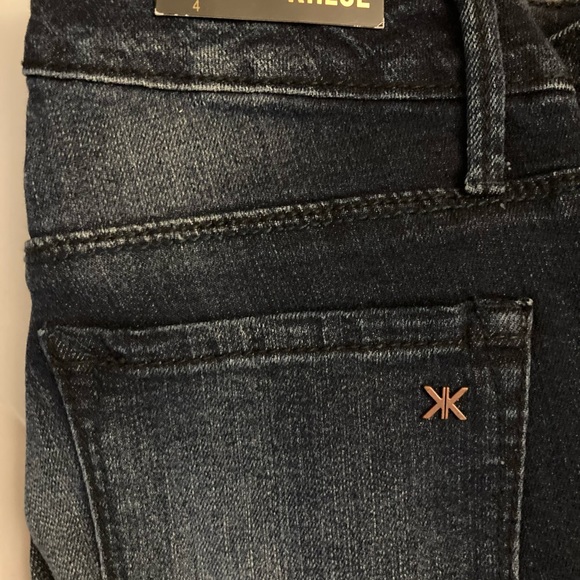 NWT Kardashian Khloe curvy slim bootcut size 4 jeans 33” inseam - Picture 3 of 5